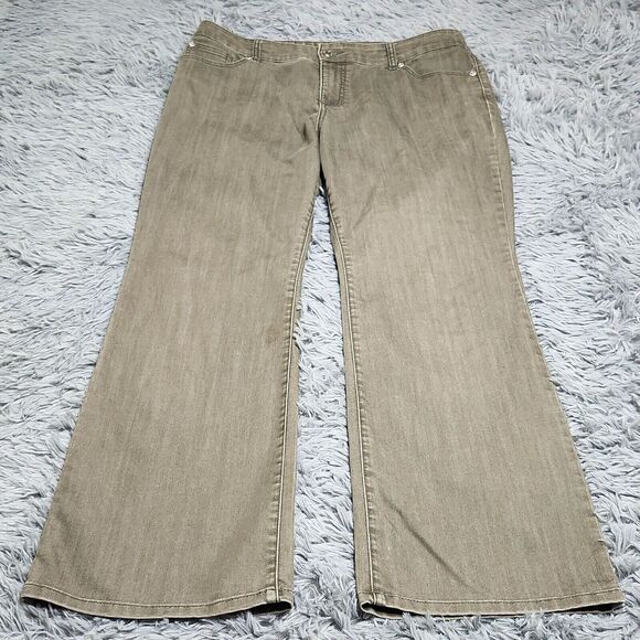 Chicos Platinum Womens Jeans 2 Short US 12 Brown Ultimate Fit Barely Flare 36x30 - Picture 1 of 11